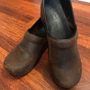Dansko professional clog size 40 US size 10